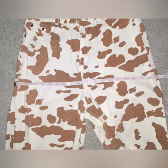 Shekou Brown and White Cow Print Wide Leg Jeans | Size: L - Picture 6 of 8